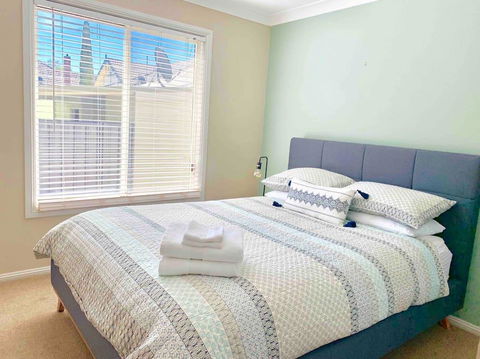 The Entertainer - Downtown Orange, Sleeps 11 - Darwin Holiday 3