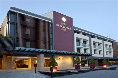 The Executive Inn, Newcastle - Darwin Holiday 1