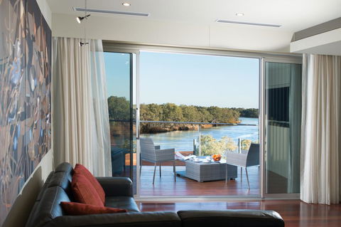 The Frames - Darwin Holiday 1