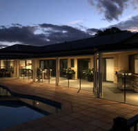 The Glen - Darwin Holiday