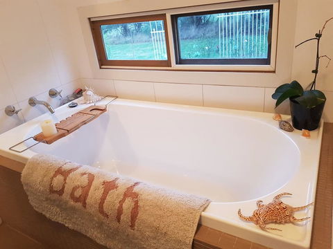 The Gurdies Room With Amazing Sunset Views - Darwin Holiday 2