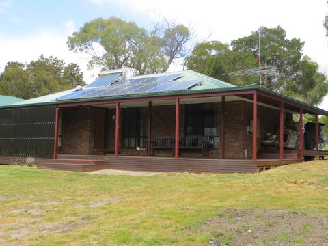 The Hideout - Darwin Holiday 0