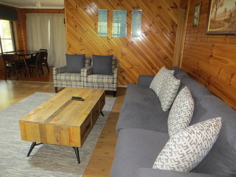 The Hideout - Darwin Holiday 1