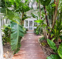 The Lakehouse in Raffetys Resort - Darwin Holiday