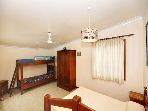 The Lakes Cottage - Darwin Holiday 3