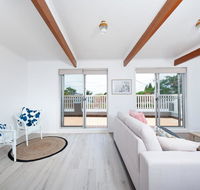 The Loft  Fingal Bay - Darwin Holiday