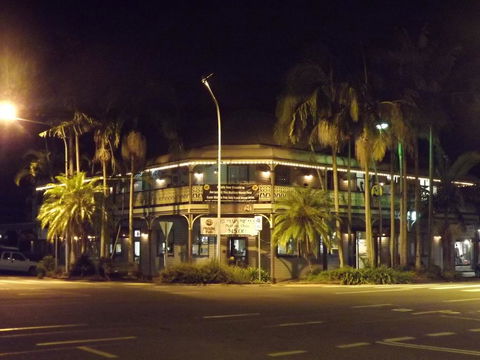 The Middle Pub - Darwin Holiday 1