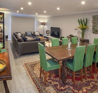 The Mountain House - Darwin Holiday