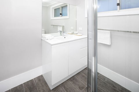 The Mountain House - Darwin Holiday 2