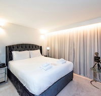 The Nest - Hollywood Style Space with Roof Terrace - Darwin Holiday