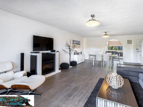 The Nest At Fingal Bay - Darwin Holiday 0