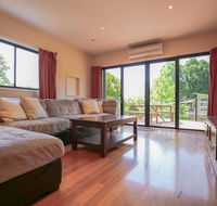 The Nisse House - Darwin Holiday