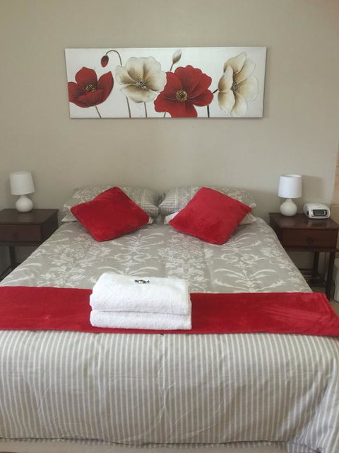 The Nosh & Nod - Avon Terrace - Darwin Holiday 3