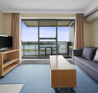 The Oaks Waterfront Resort Unit 511