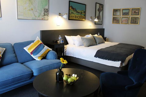 The Oriana, Orange - Darwin Holiday 2