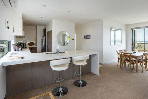 THE PENTHOUSE - MORNINGTON - Darwin Holiday 1