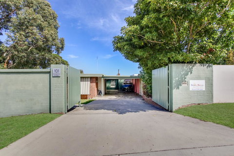 The Point - Darwin Holiday 2