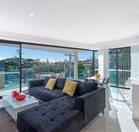 The Princess of Bulimba - Executive 3BR Bulimba Apartment with Large Balcony Next to Oxford St - Darwin Holiday
