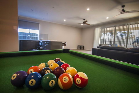 The Races Complex - Darwin Holiday 3