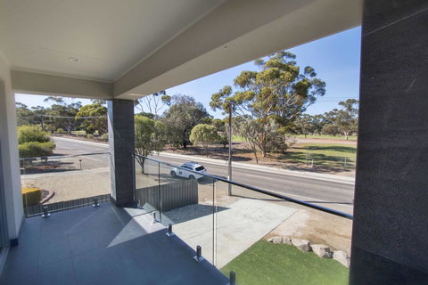 The Races Complex - Darwin Holiday 2