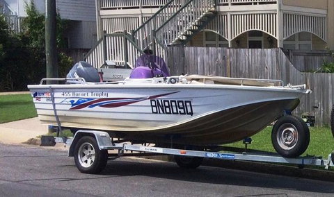 The Red Sparrow - Darwin Holiday 1