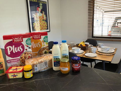 The Red Sparrow 2 - Darwin Holiday 1