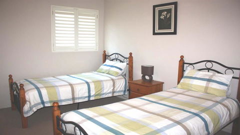 The Reef 103 - Lakeside! - Darwin Holiday 1