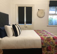 The Residence Stylish Comfort with Fireplace - Darwin Holiday