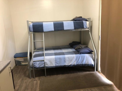 The Retreat - Darwin Holiday 1