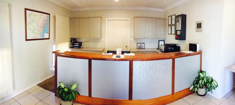 The Saltbush Motor Inn - Darwin Holiday 1