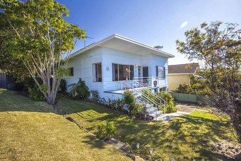 The Seaside Beachhouse Mollymook - Darwin Holiday 1