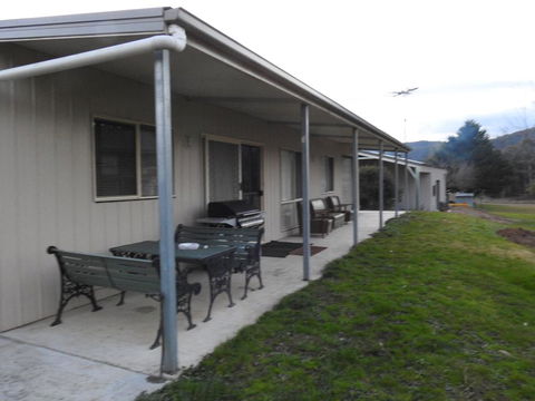 The Shack - Darwin Holiday 2