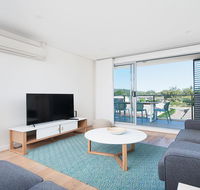 The Shoal Apartments Unit 202/4-8 Bullecourt Street - Darwin Holiday