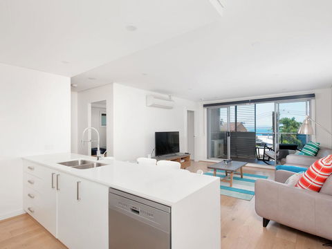 The Shoal, Unit 210/4-8 Bullecourt Street - Darwin Holiday 3