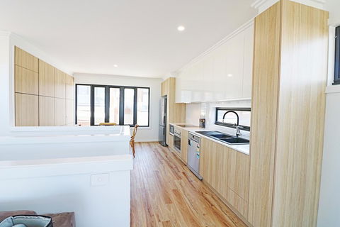 The Shore Break 6 Apartment - Darwin Holiday 2