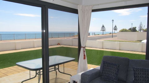 The Somerton Beach Retreat - Darwin Holiday 0