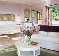 The Spotted Chook and Amelie's Petite Maison - Darwin Holiday