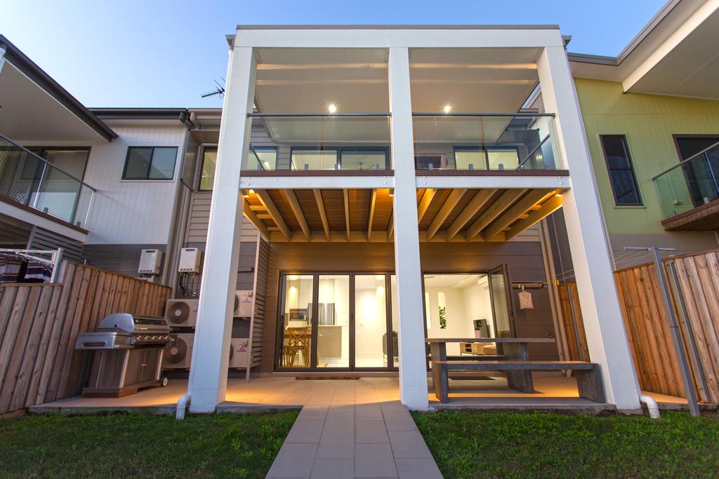Glenella QLD Darwin Holiday