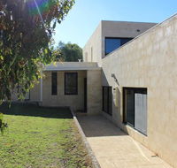 The Summer House - Darwin Holiday