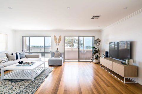 The Summer House - Darwin Holiday 0