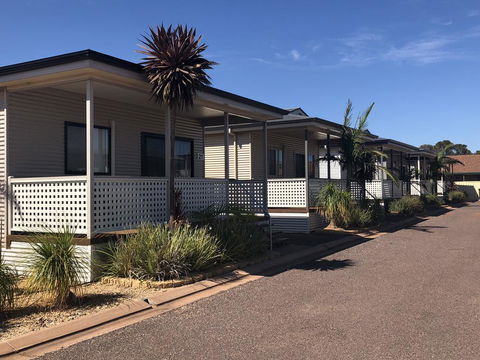 The Sundowner Cabin & Tourist Park - Darwin Holiday 0