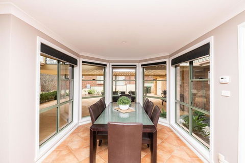 The Tinnock Entertainer Large & Comfy + Wifi - Darwin Holiday 0