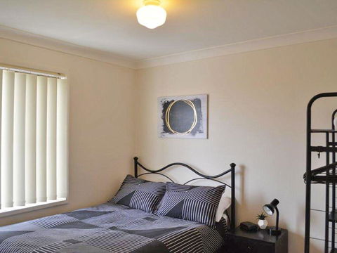 The Verandah', 9 Hanson Avenue - Fantastic Child Friendly Home - Darwin Holiday 1