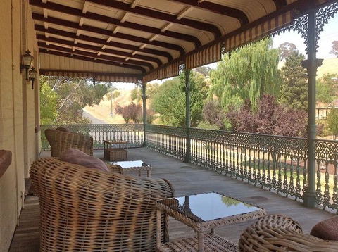 The White House - Darwin Holiday 1