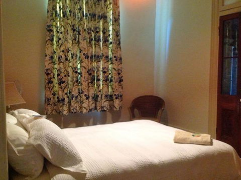 The White House - Darwin Holiday 2