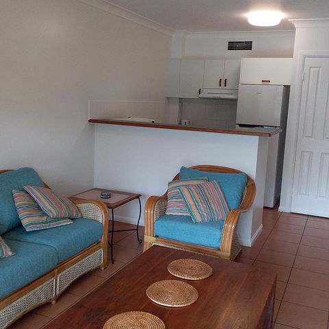 The York Beachfront Holiday Apartments - Darwin Holiday 3