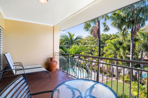 The York Beachfront Holiday Apartments - Darwin Holiday 2