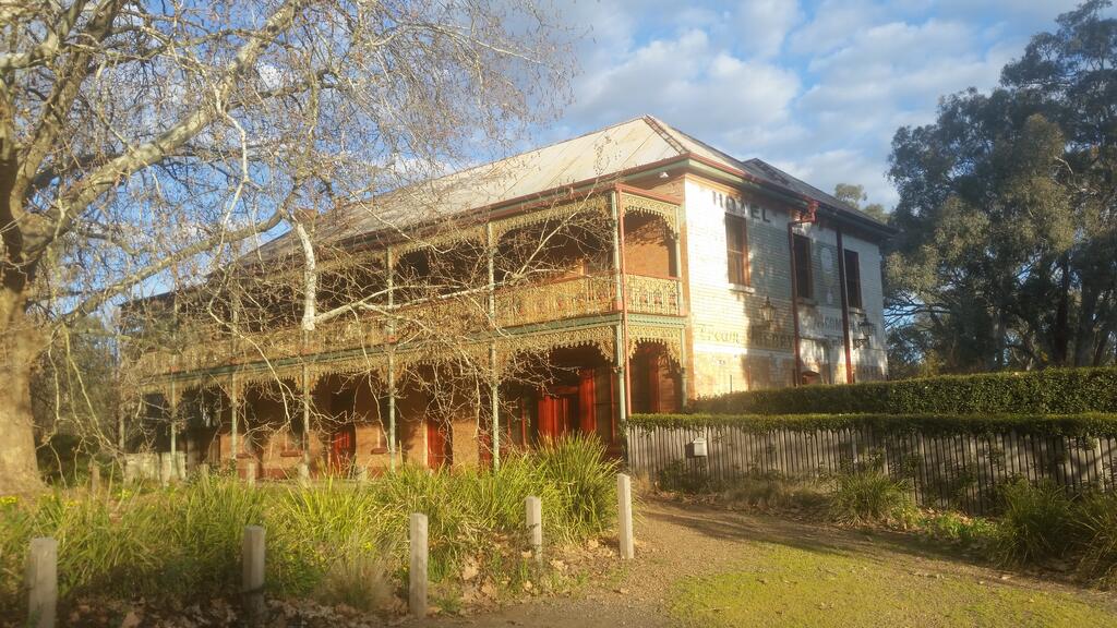 Dhurringile VIC Darwin Holiday