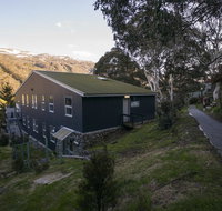 Thredbo YHA - Darwin Holiday