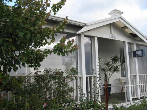 Three Chimneys Bed And Breakfast Boutique Guest House - Darwin Holiday 0